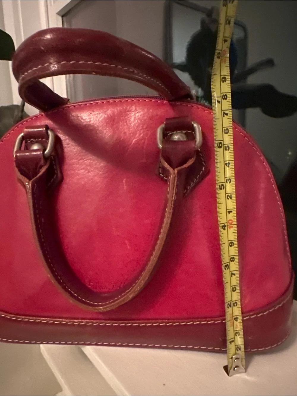 Vera Pelle stylish petite